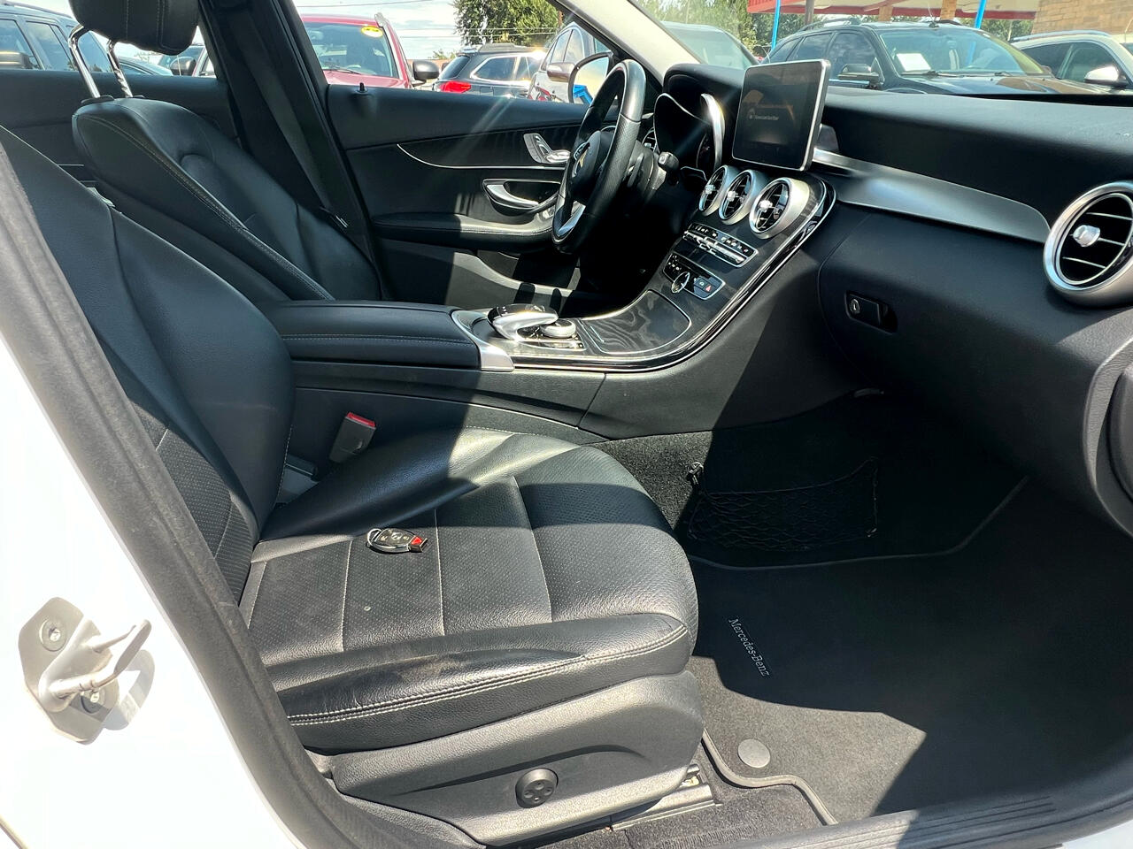 Mercedes-Benz C-Class C300 Sedan 2016 Mercedes-Benz C-Class C300 Sedan 2016