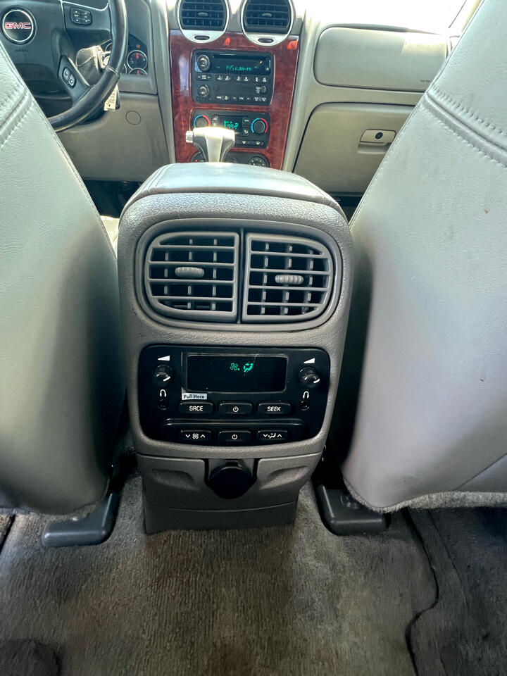 GMC Envoy SLE-1 4WD 2008 GMC Envoy SLE-1 4WD 2008