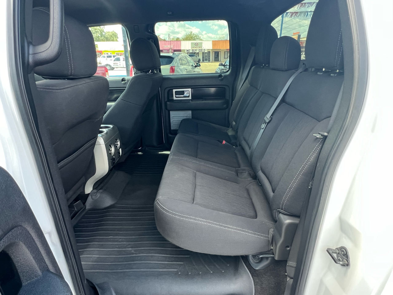 Ford F-150 XL SuperCrew 5.5-ft. Bed 2WD 2012 Ford F-150 XL SuperCrew 5.5-ft. Bed 2WD 2012