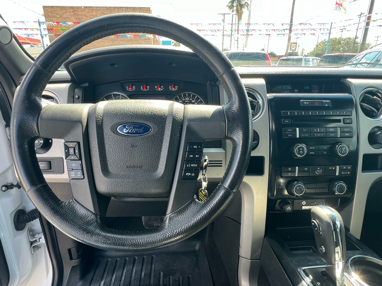 Ford F-150 XL SuperCrew 5.5-ft. Bed 2WD 2012 Ford F-150 XL SuperCrew 5.5-ft. Bed 2WD 2012