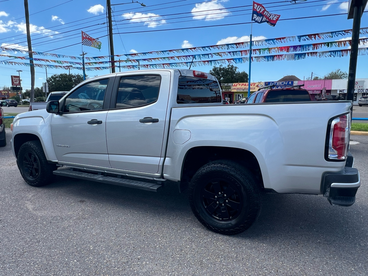 GMC Canyon Base Crew Cab 2WD Short Box 2015 GMC Canyon Base Crew Cab 2WD Short Box 2015