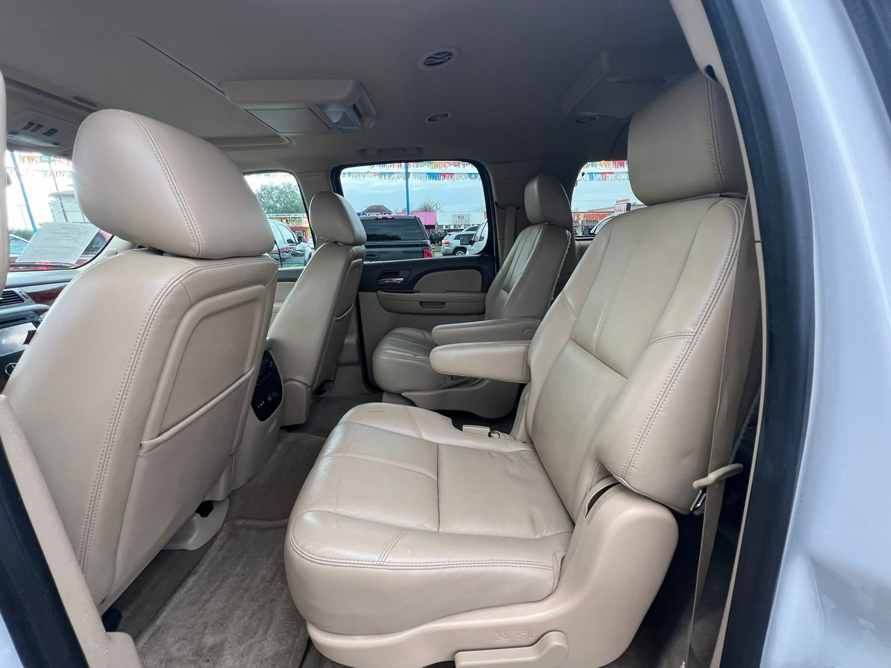 Chevrolet Suburban LTZ 1500 4WD 2013