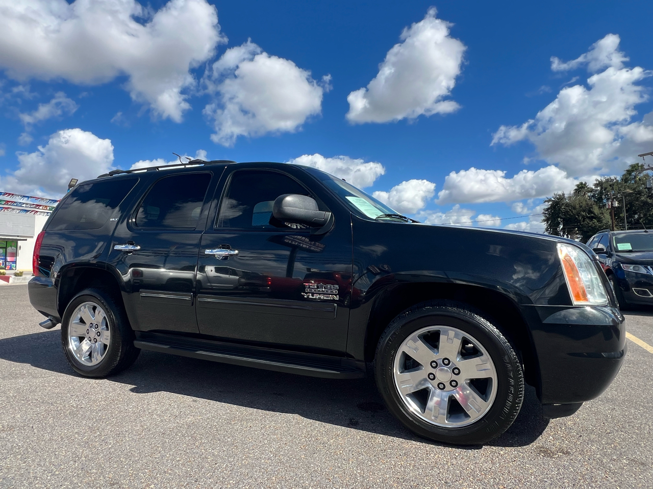 GMC Yukon SLT1 2WD 2011