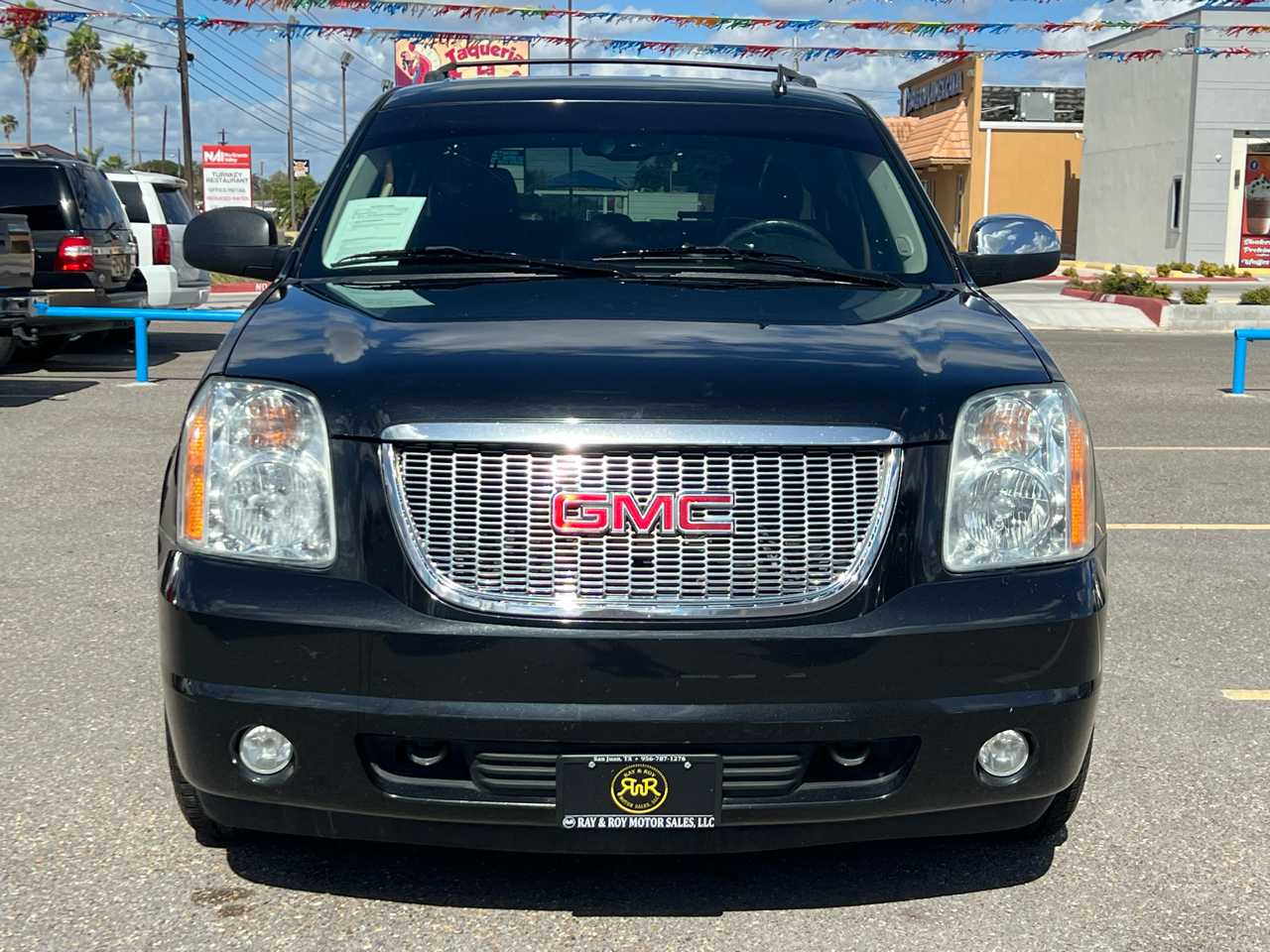 GMC Yukon SLT1 2WD 2011