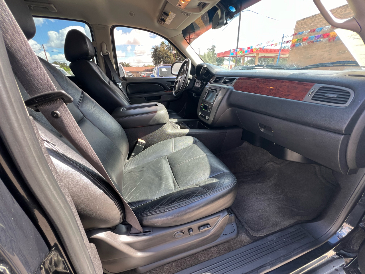 GMC Yukon SLT1 2WD 2011