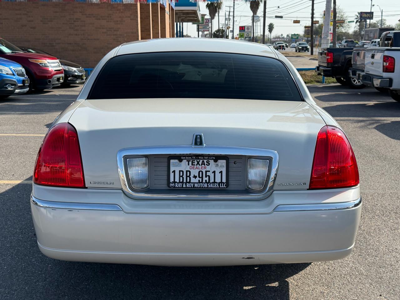 Lincoln Town Car Signature 2006