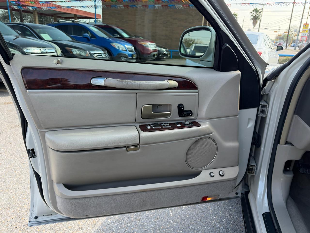 Lincoln Town Car Signature 2006