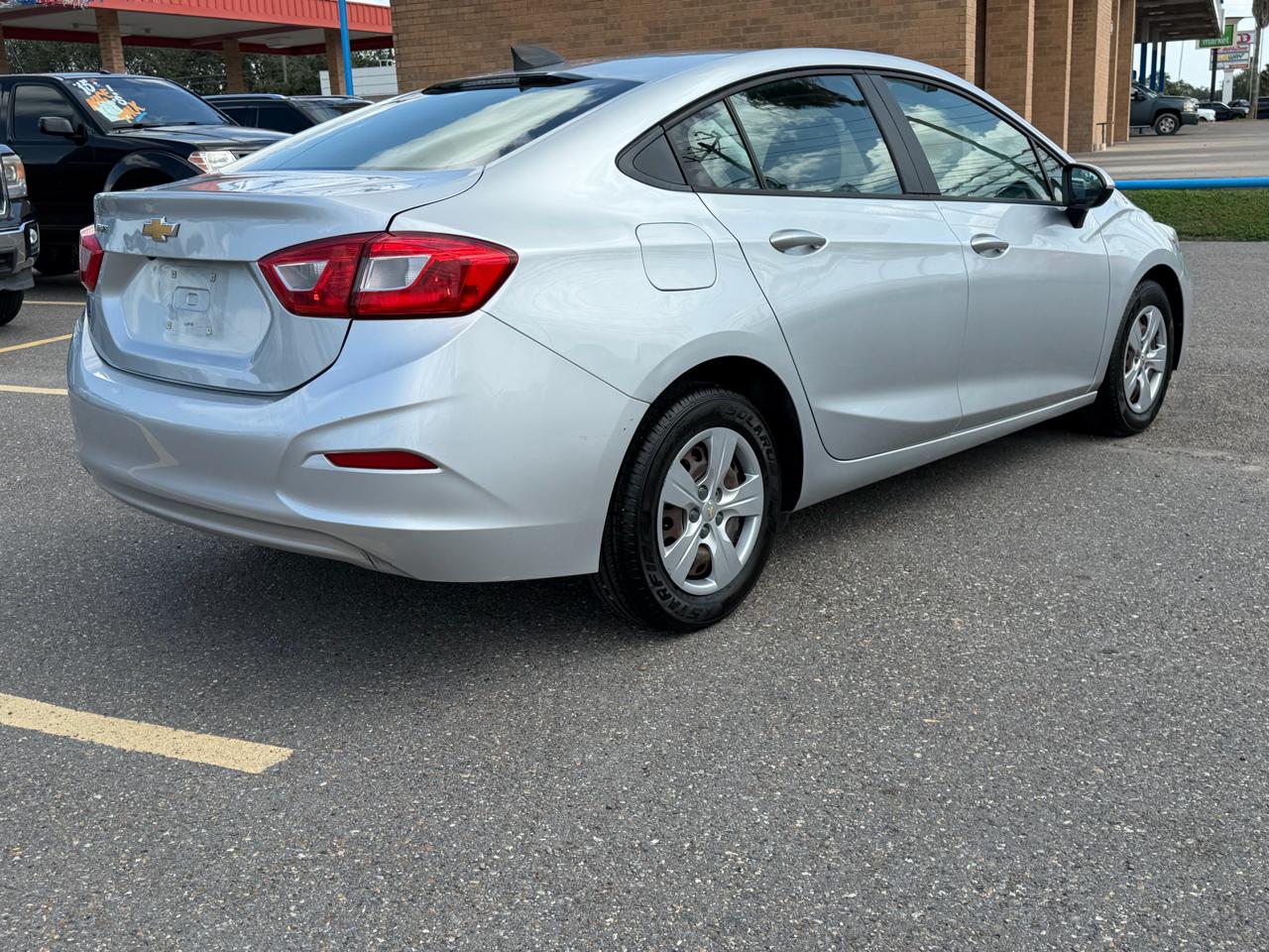 Chevrolet Cruze LS Auto 2018