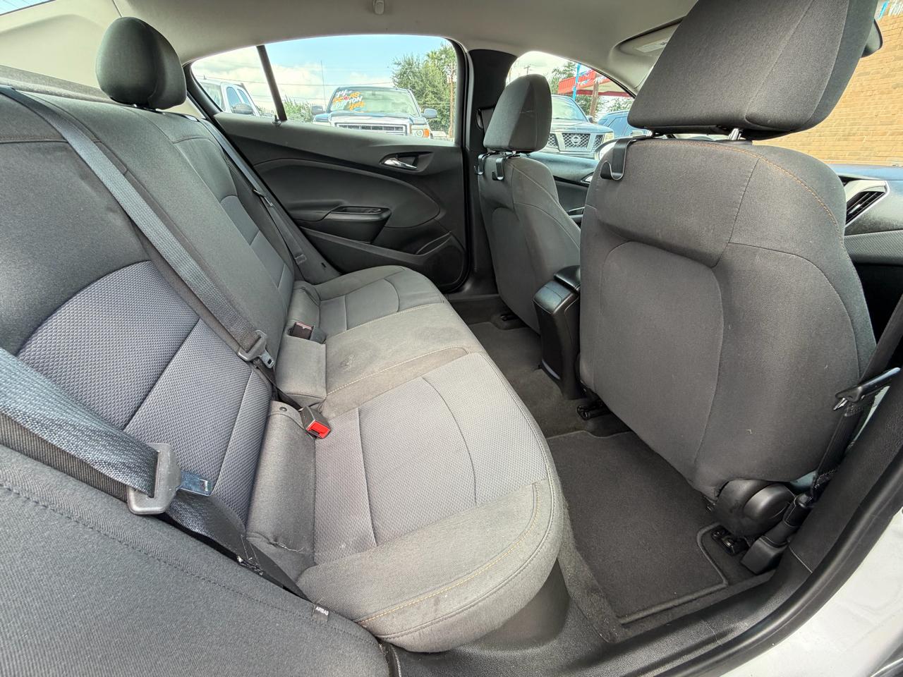 Chevrolet Cruze LS Auto 2018