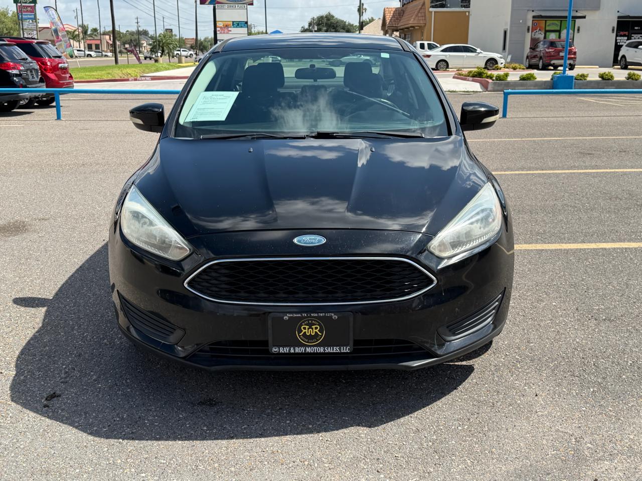 Ford Focus SE Sedan 2016