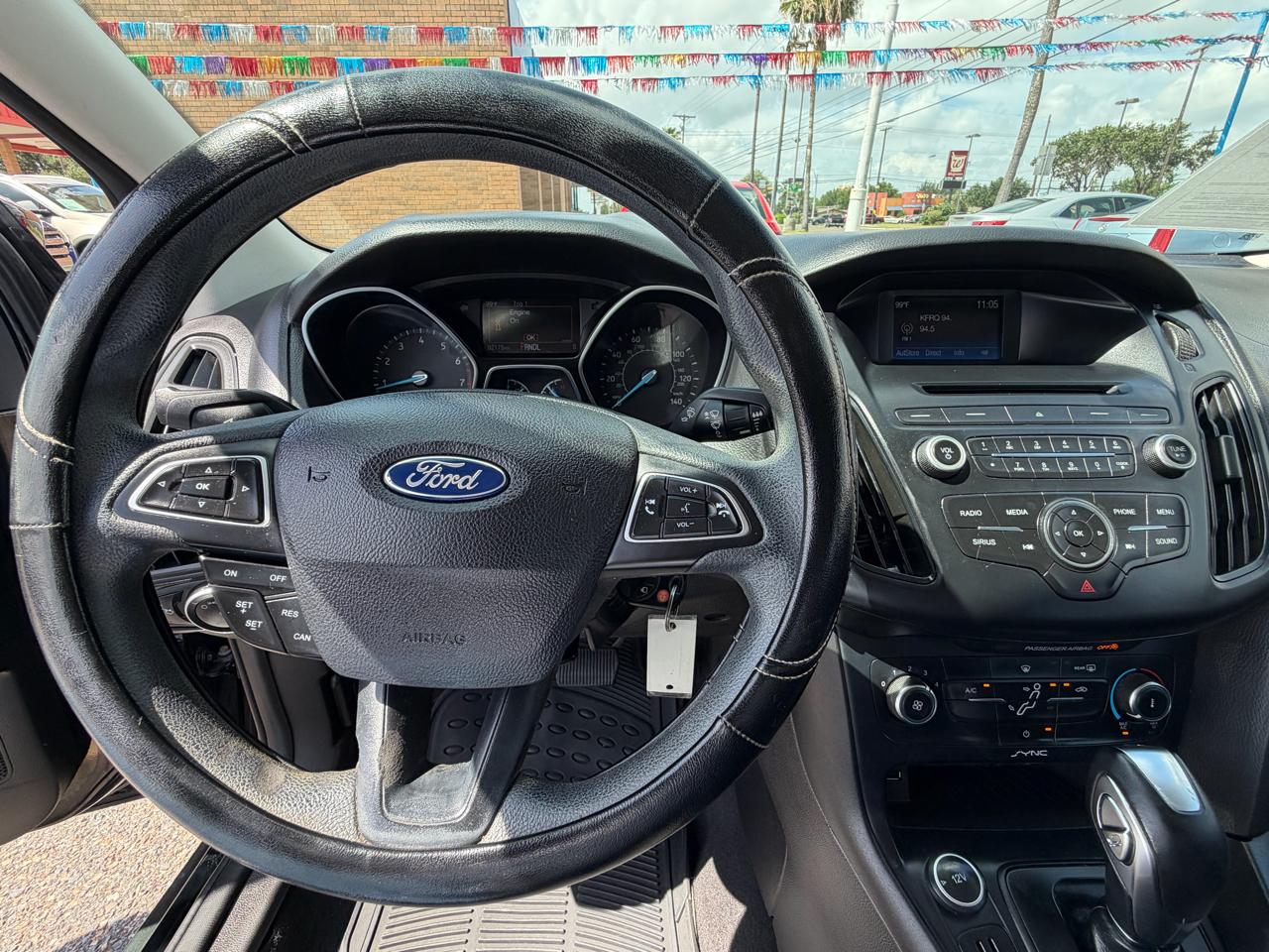 Ford Focus SE Sedan 2016