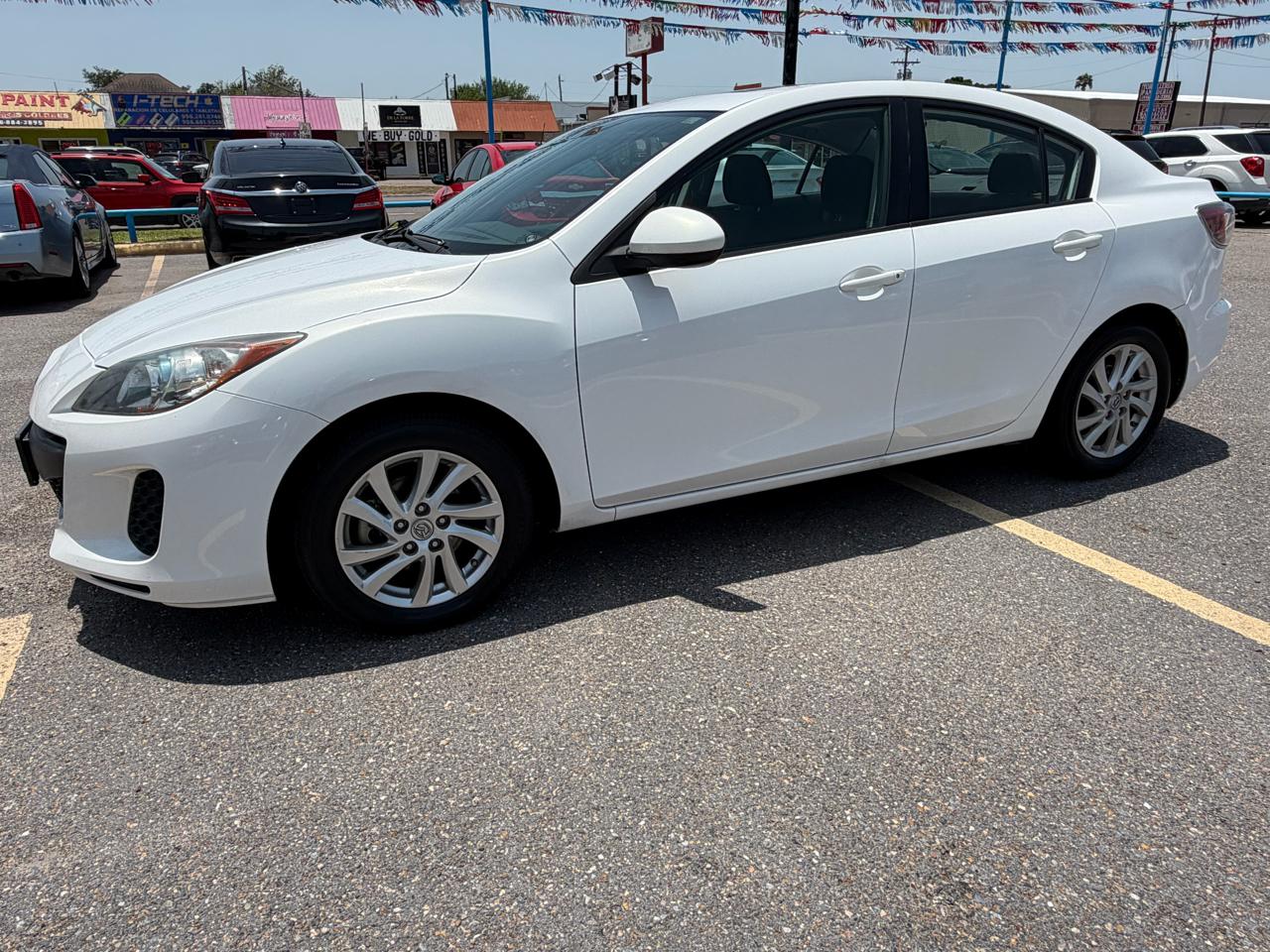 Mazda MAZDA3 i Touring 4-door 2012