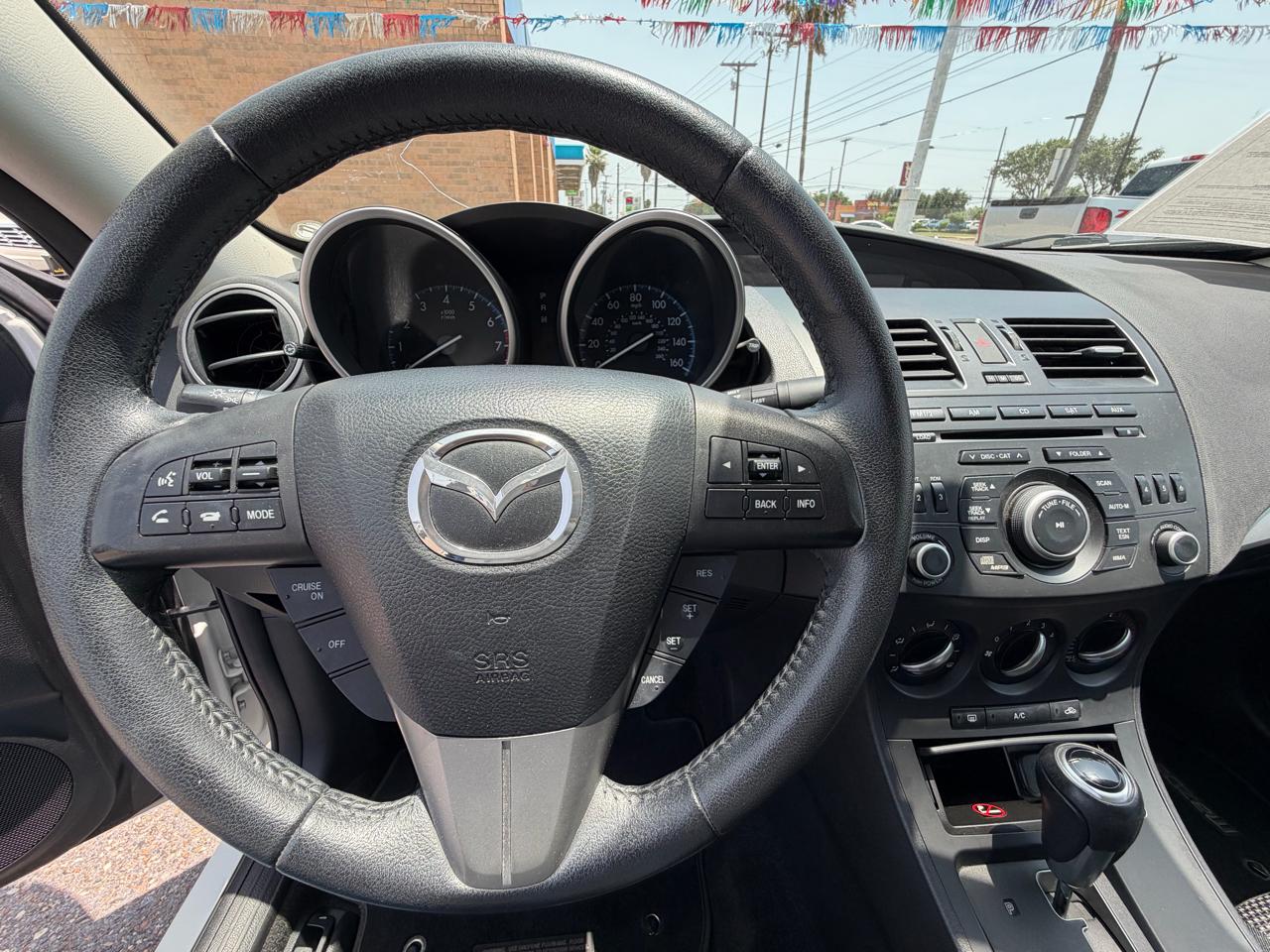 Mazda MAZDA3 i Touring 4-door 2012