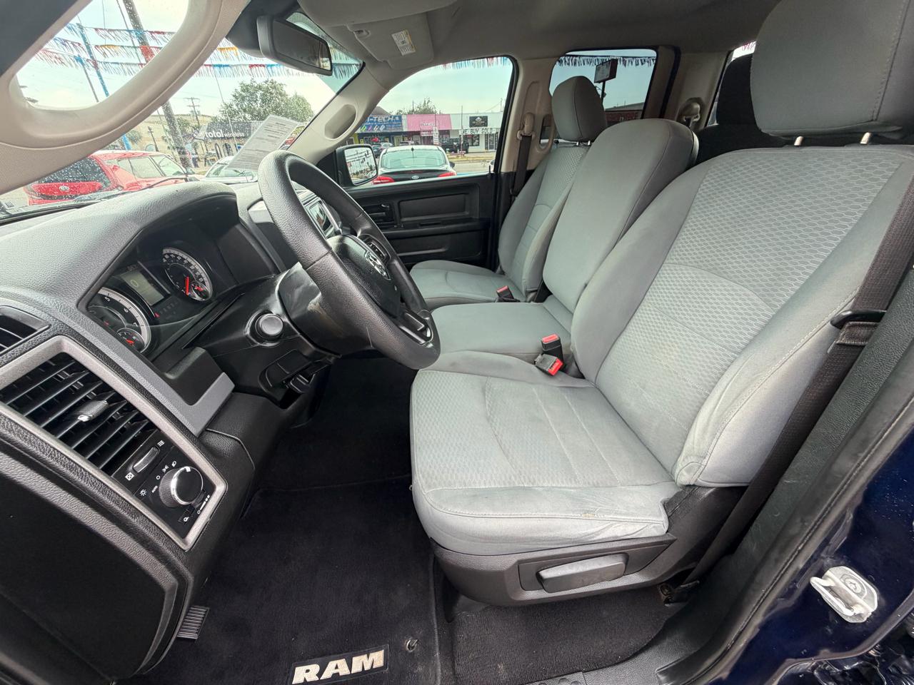 RAM 1500 Classic Tradesman Quad Cab 2WD 2019