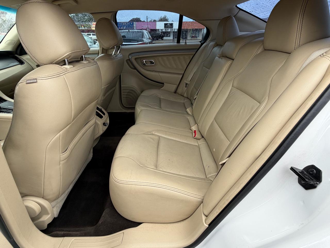 Ford Taurus SEL FWD 2014
