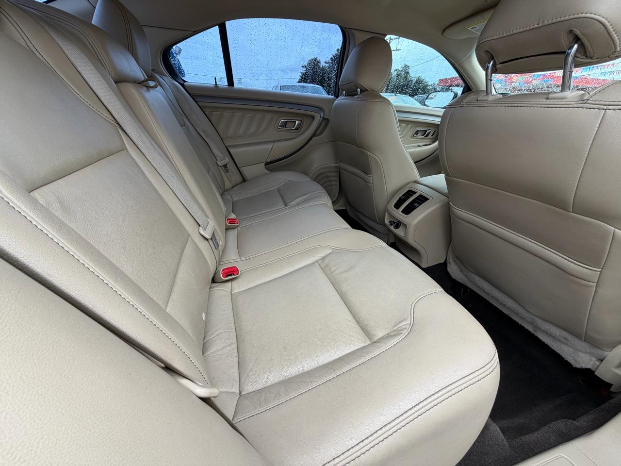 Ford Taurus SEL FWD 2014