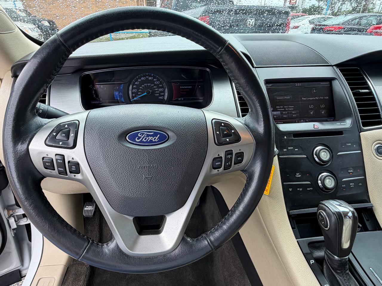 Ford Taurus SEL FWD 2014