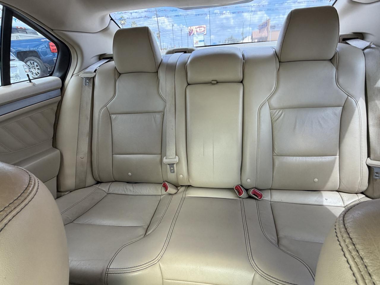 Ford Taurus SEL FWD 2014