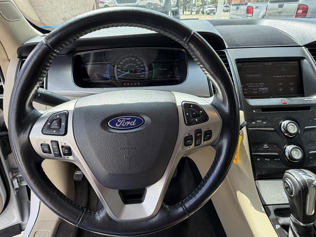 Ford Taurus SEL FWD 2014