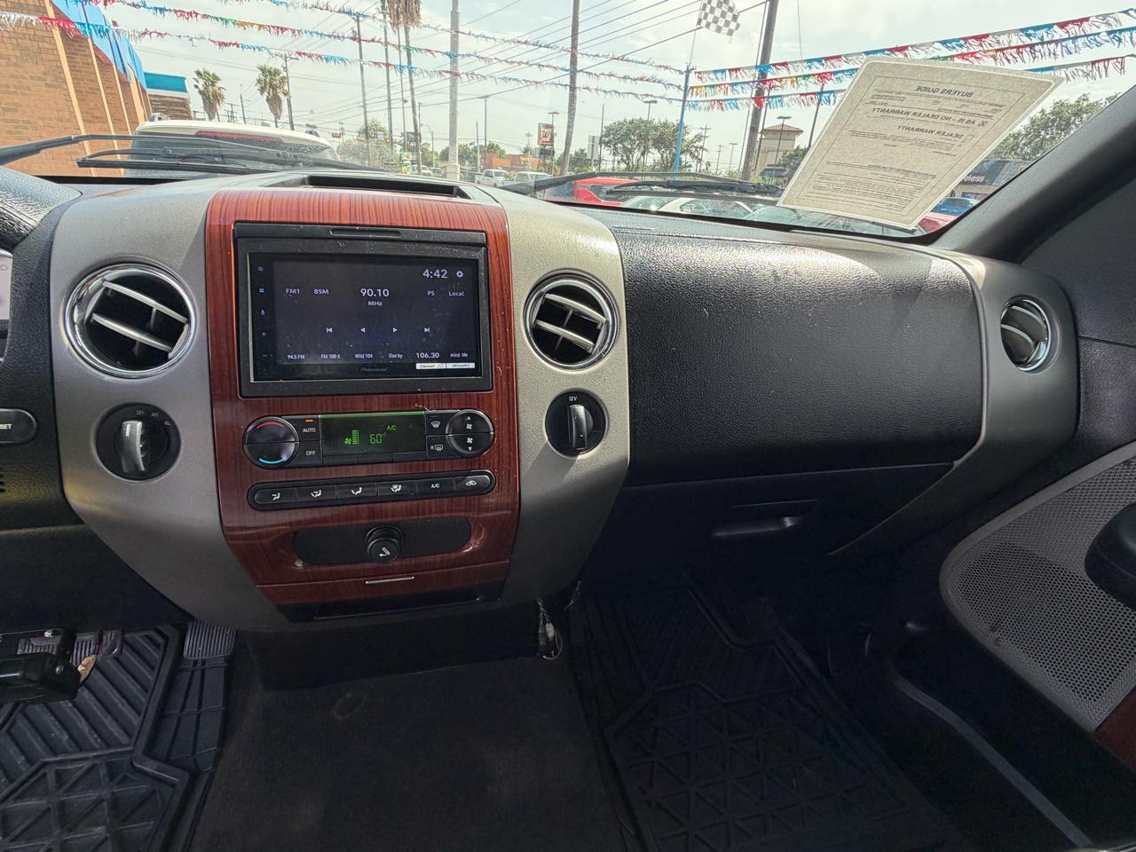 Ford F-150 XLT SuperCab Long Bed 4WD 2005