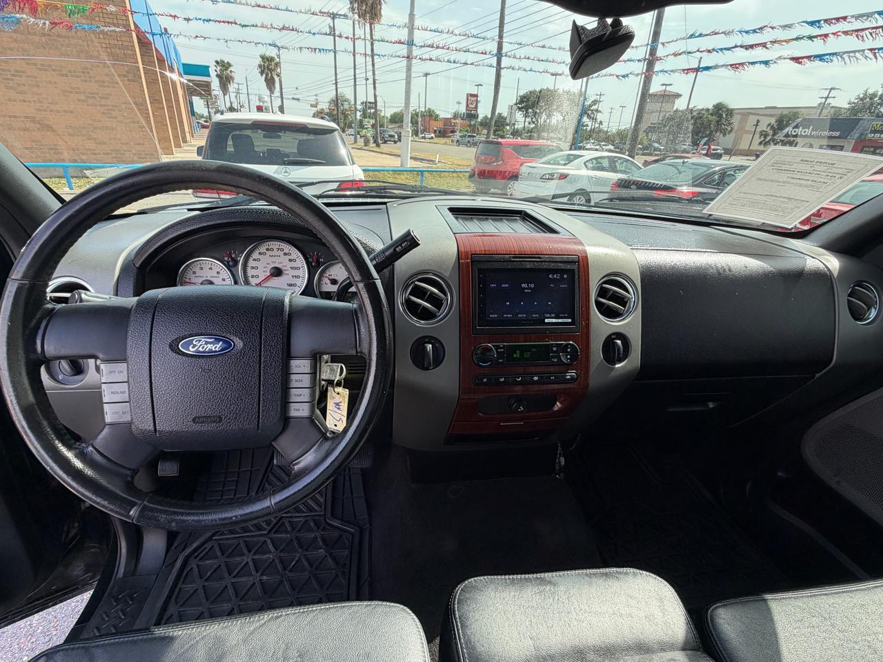 Ford F-150 XLT SuperCab Long Bed 4WD 2005