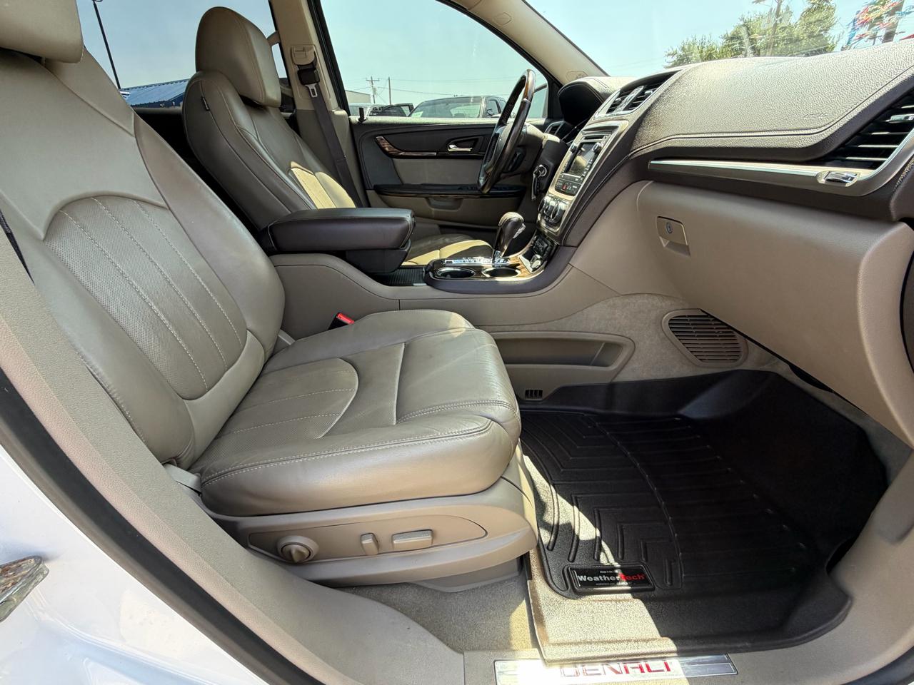 GMC Acadia Denali AWD 2016