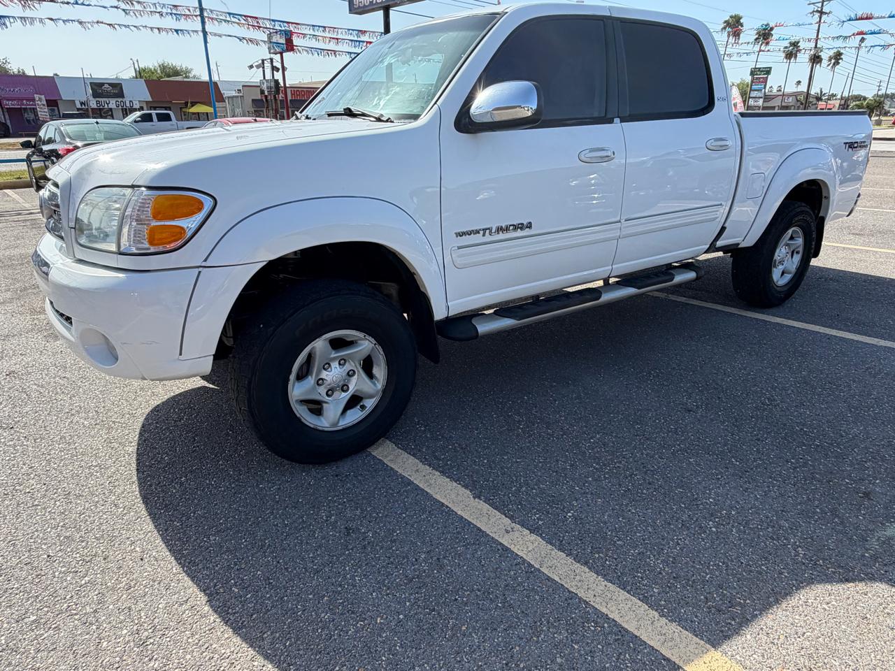 Toyota Tundra SR5 Double Cab 2WD 2004