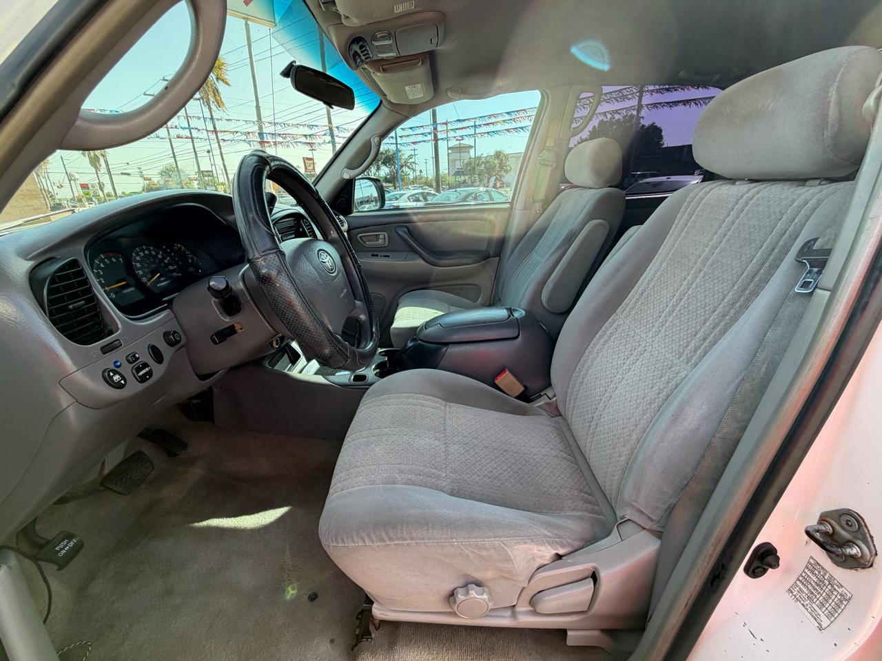 Toyota Tundra SR5 Double Cab 2WD 2004