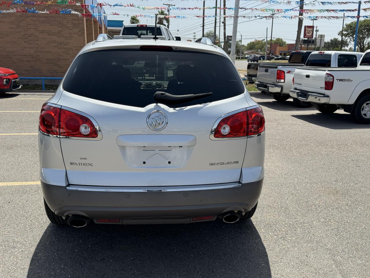Buick Enclave Convenience FWD 2012