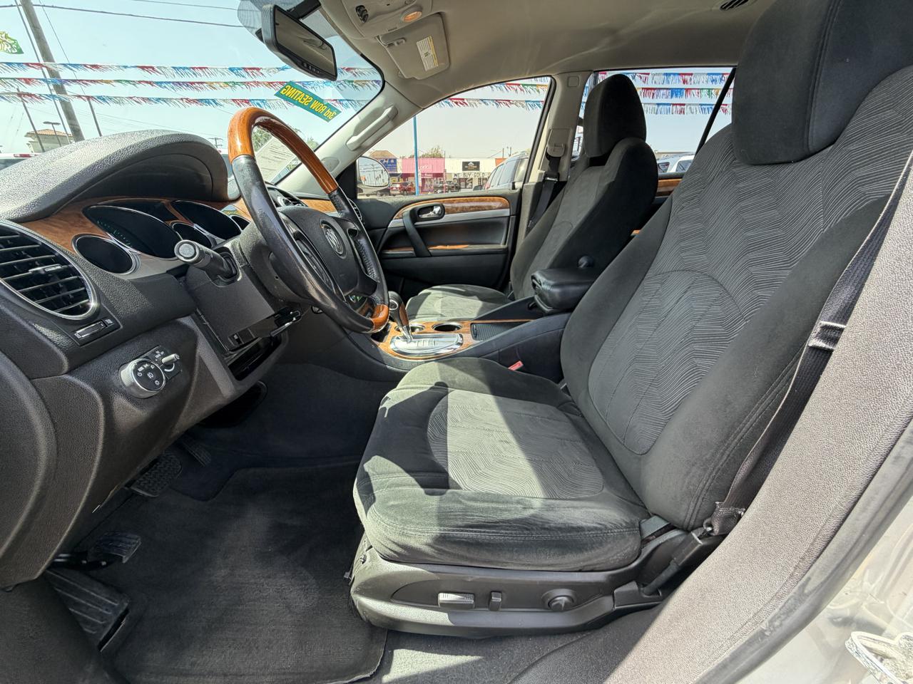 Buick Enclave Convenience FWD 2012
