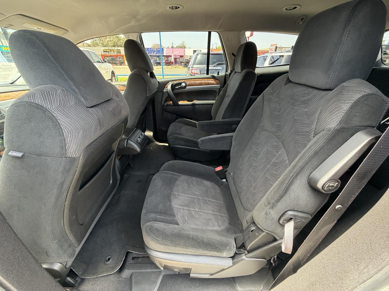 Buick Enclave Convenience FWD 2012