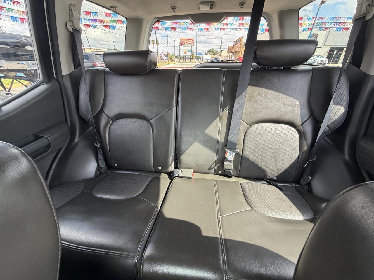 Nissan Xterra X 2WD 2010