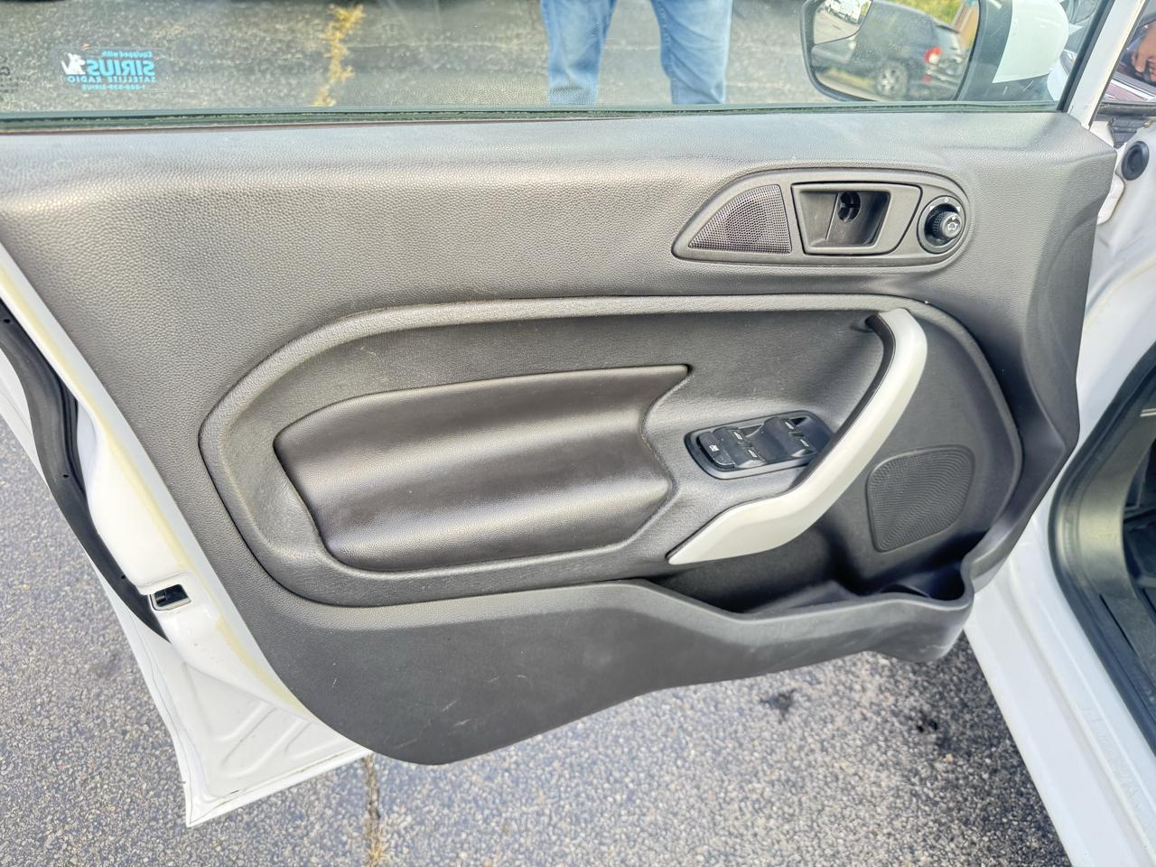 Ford Fiesta 5dr HB Titanium 2013