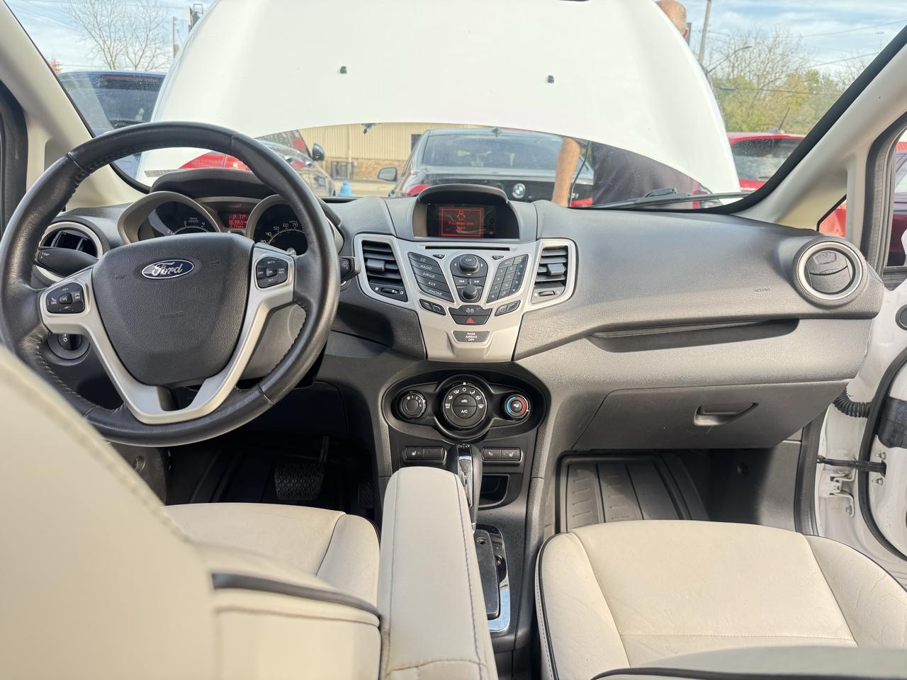 Ford Fiesta 5dr HB Titanium 2013