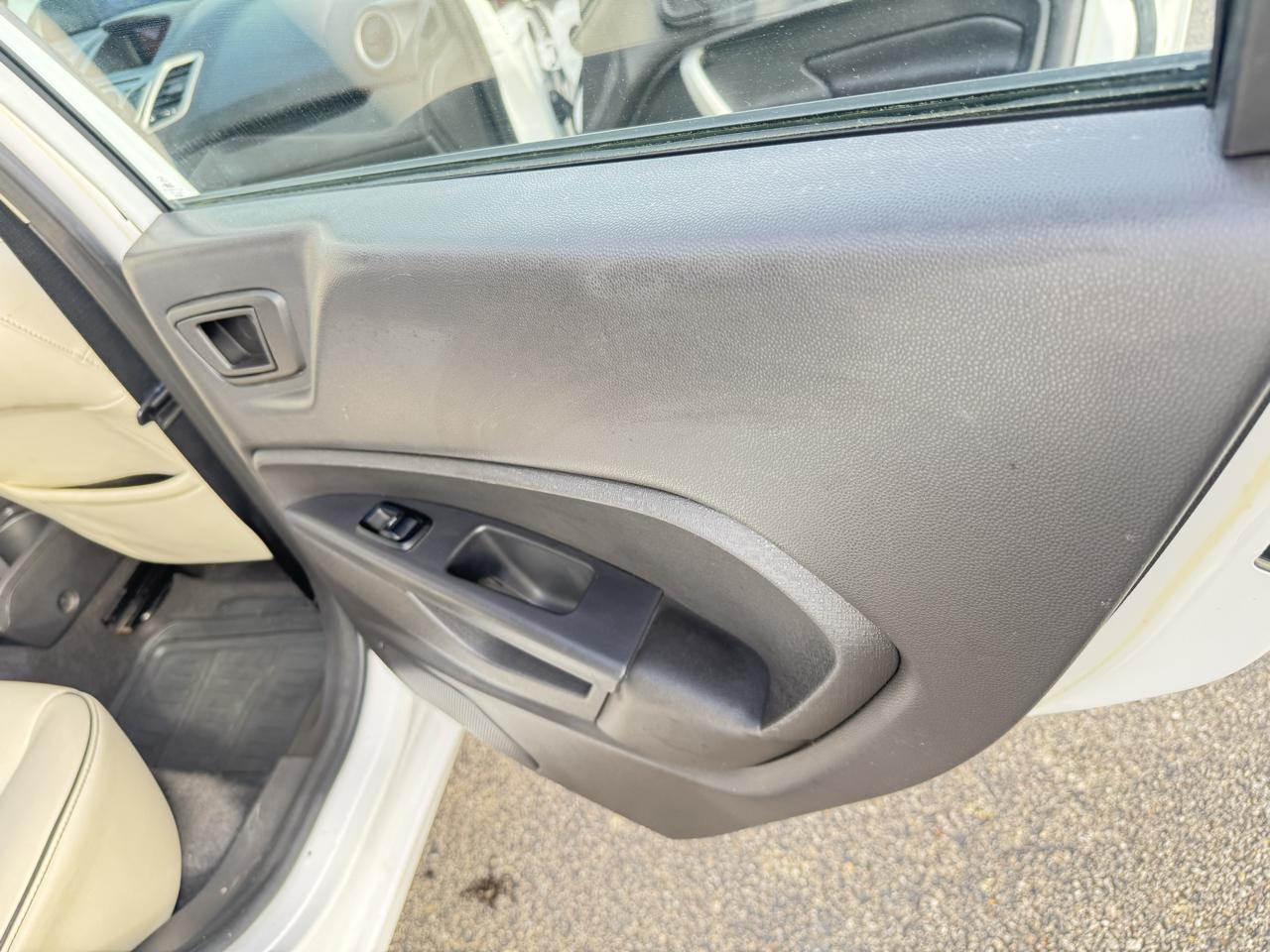 Ford Fiesta 5dr HB Titanium 2013