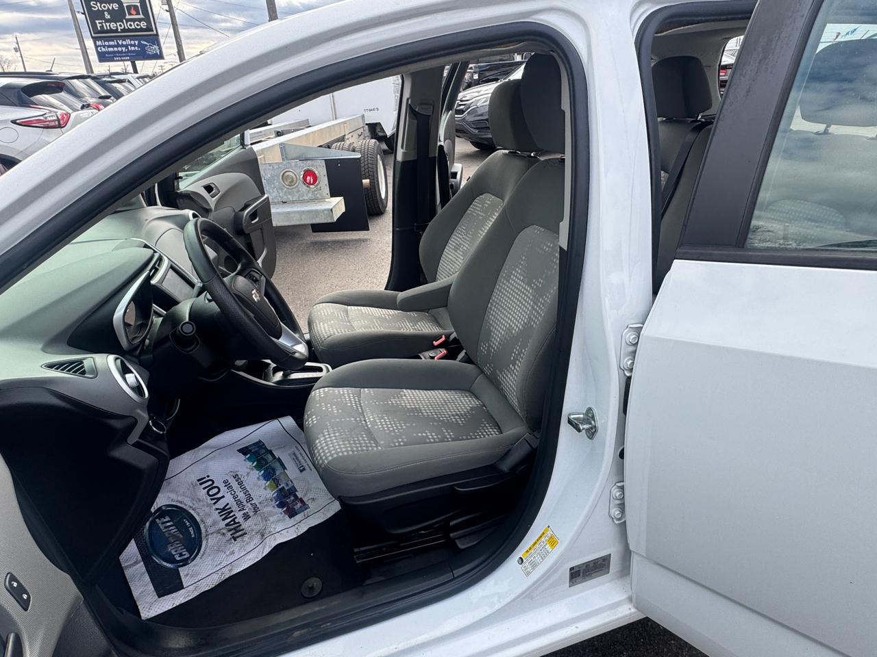 Chevrolet Sonic 5dr HB Auto LT w/1FL 2017