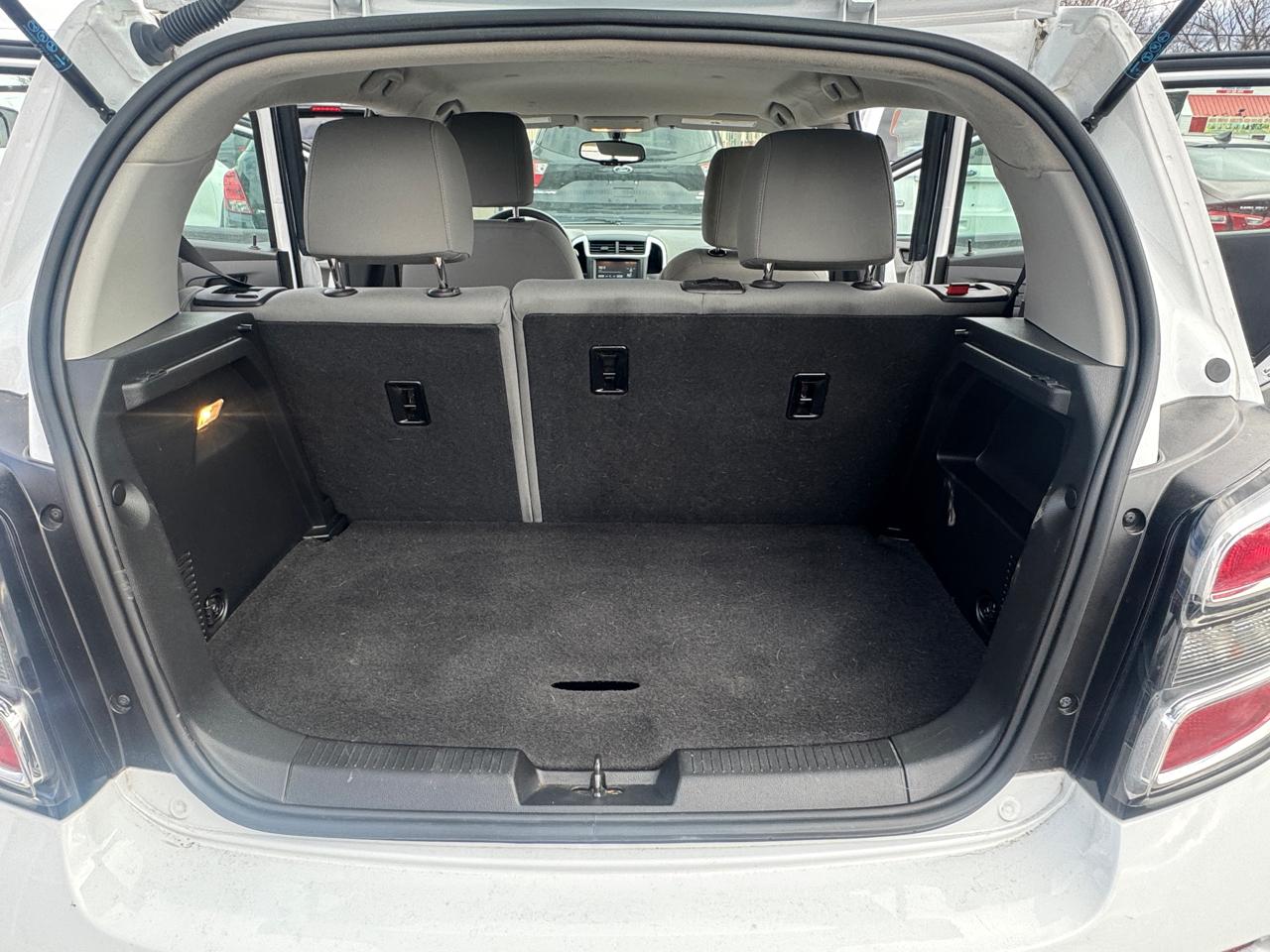 Chevrolet Sonic 5dr HB Auto LT w/1FL 2017