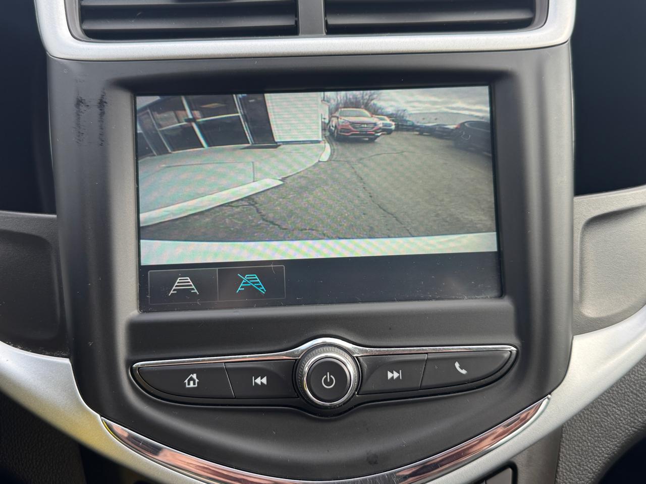 Chevrolet Sonic 5dr HB Auto LT w/1FL 2017