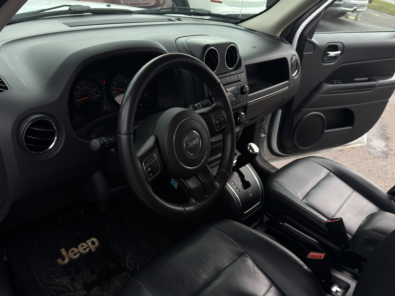 Jeep Patriot 4WD 4dr High Altitude Edition 2016