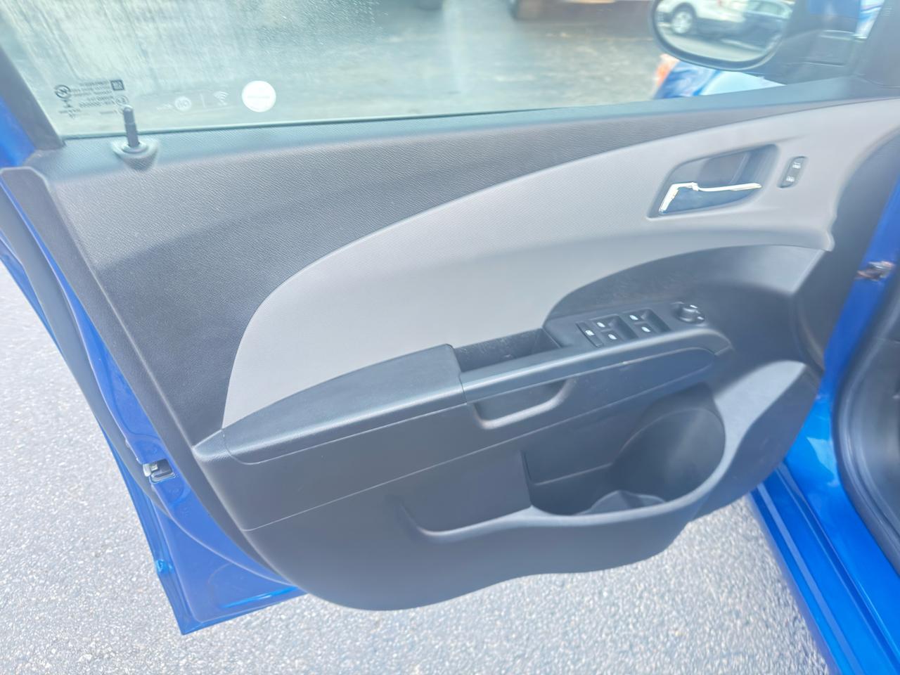 Chevrolet Sonic 5dr HB Auto LT 2016