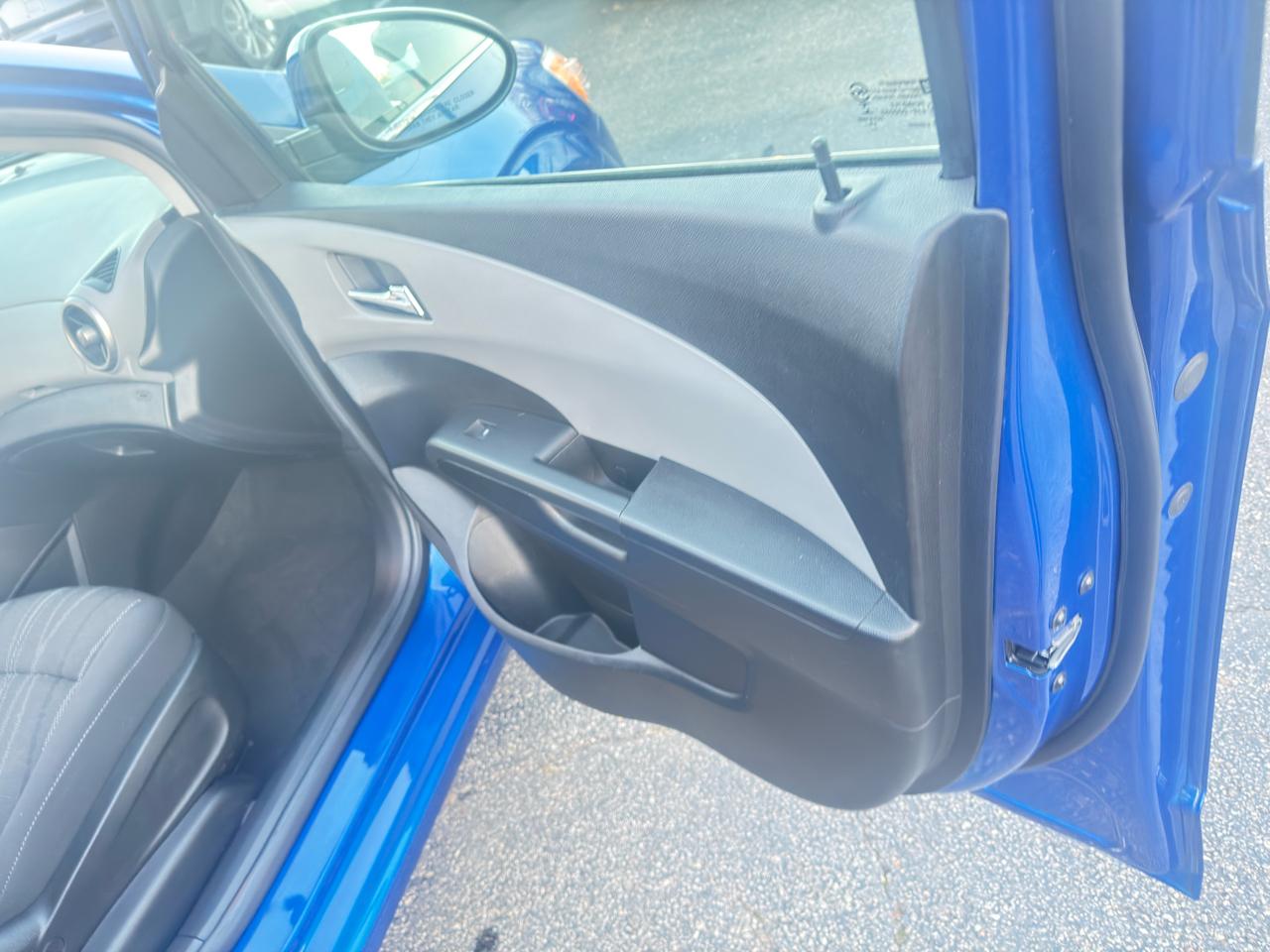 Chevrolet Sonic 5dr HB Auto LT 2016