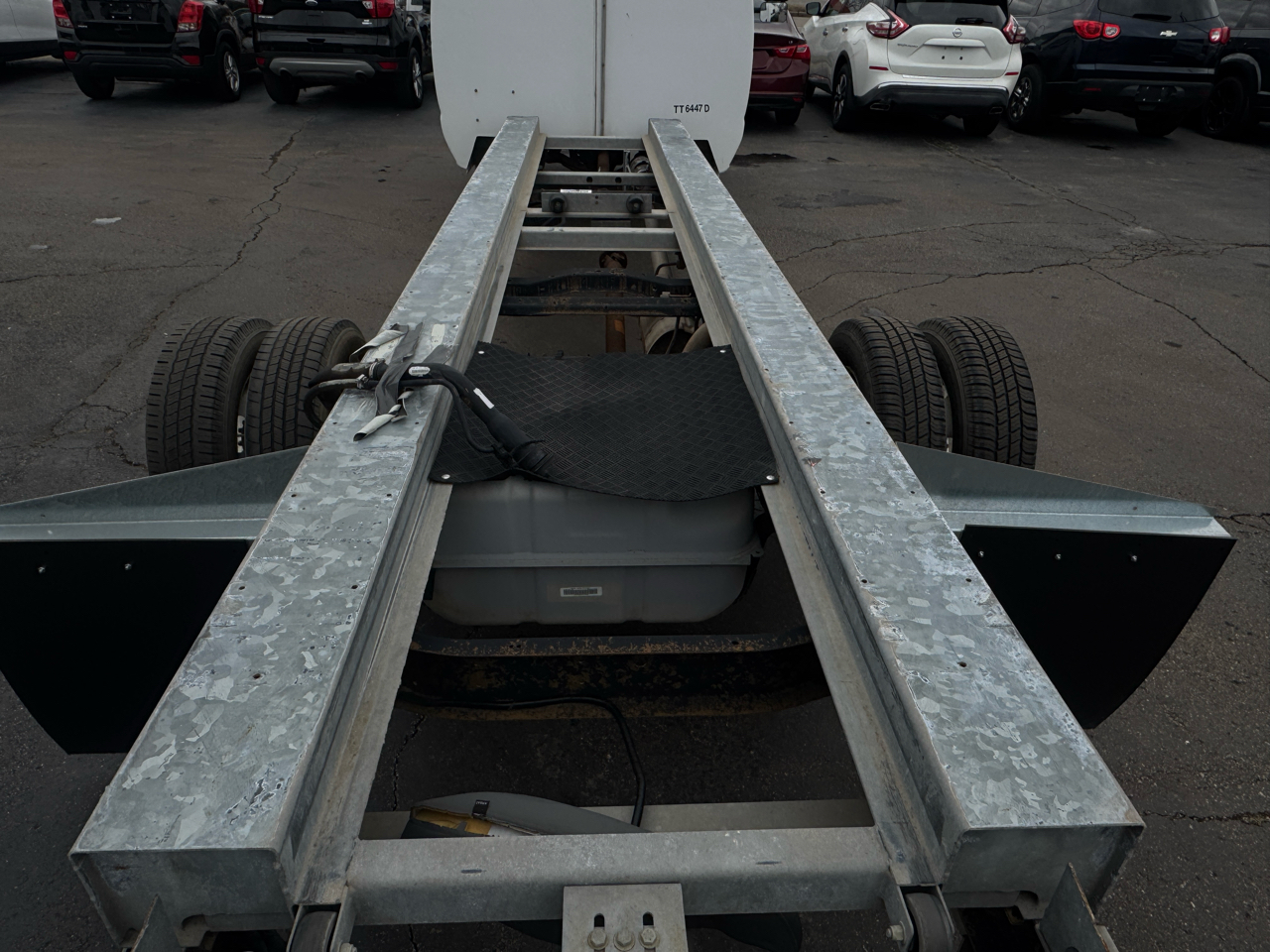 Ford Econoline Commercial Cutaway E-450 Super Duty 158" DRW 2011