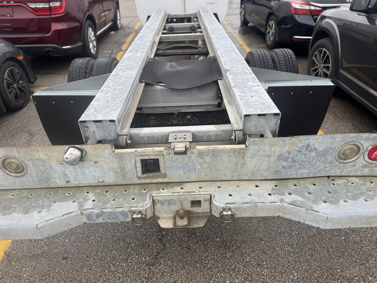 Ford Econoline Commercial Cutaway E-450 Super Duty 158" DRW 2011