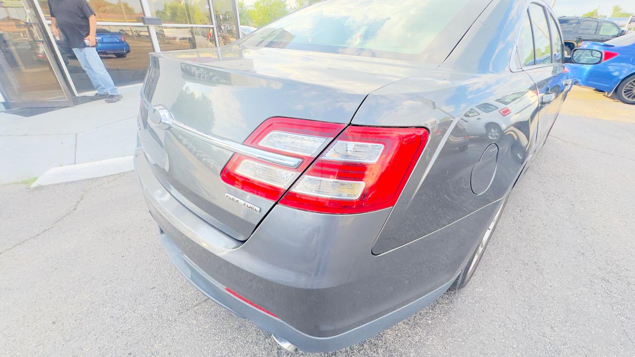 Ford Taurus 4dr Sdn SE FWD 2016
