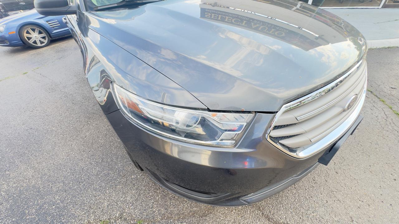 Ford Taurus 4dr Sdn SE FWD 2016