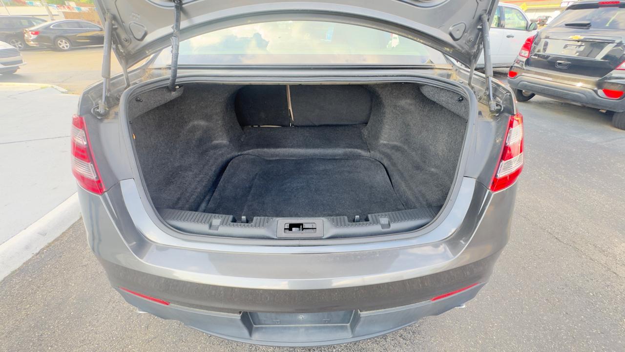 Ford Taurus 4dr Sdn SE FWD 2016