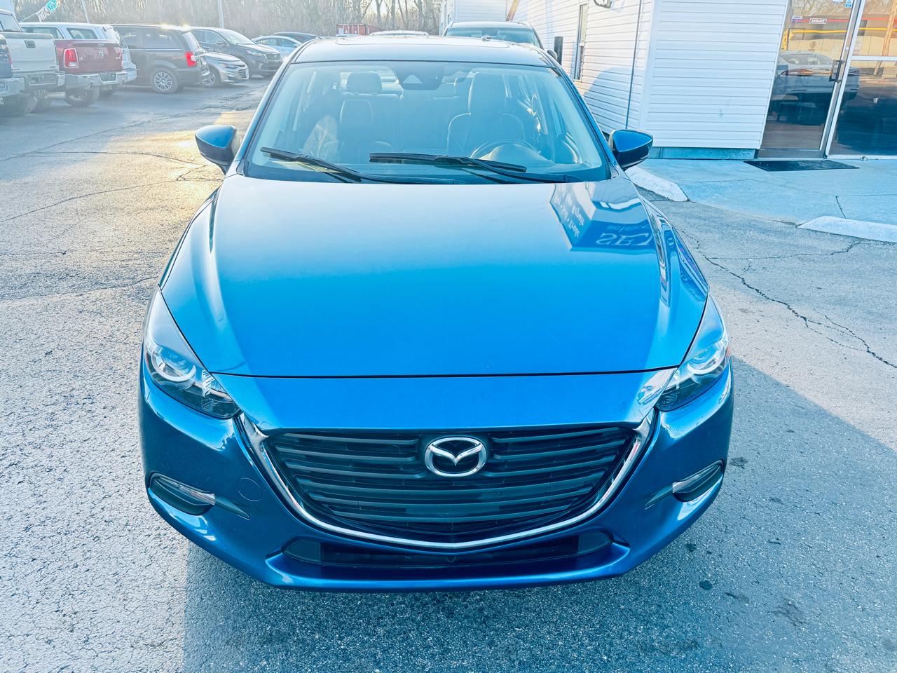 Mazda Mazda3 4-Door Touring Manual 2018