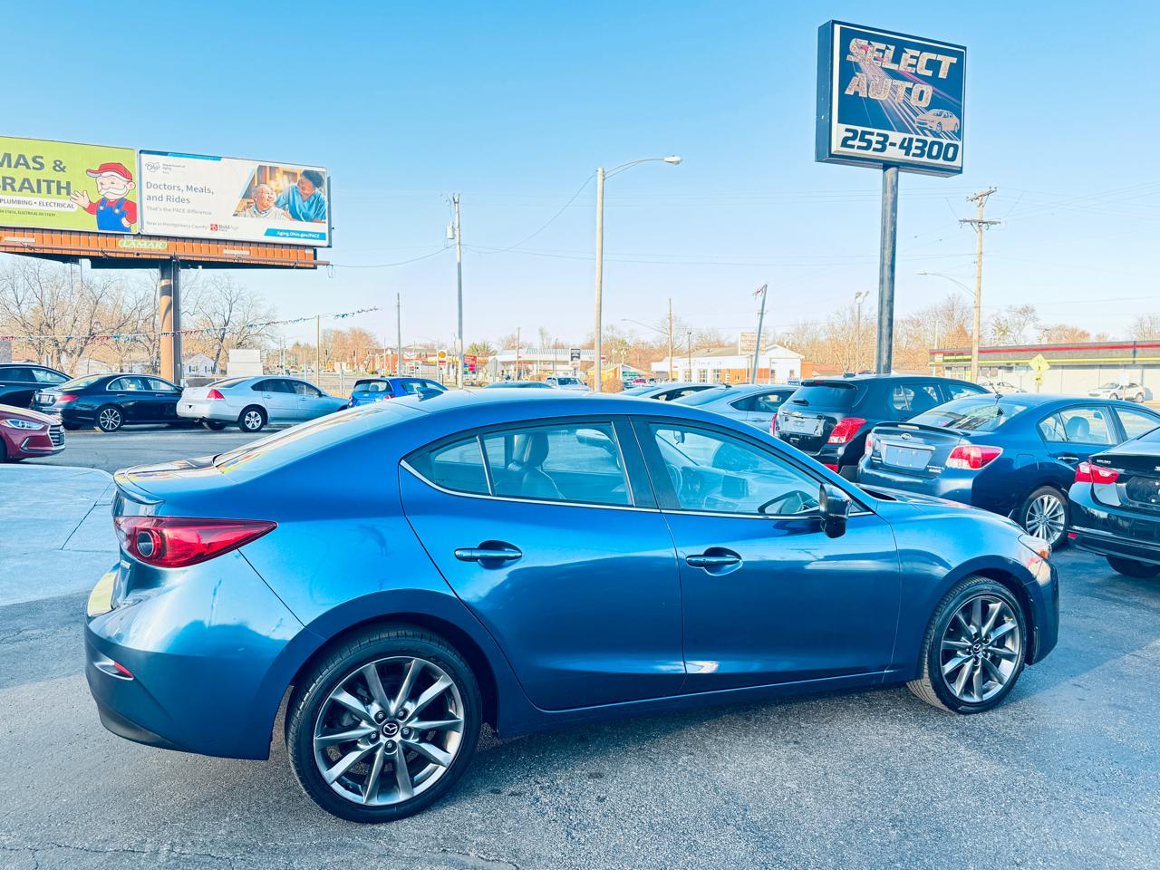 Mazda Mazda3 4-Door Touring Manual 2018