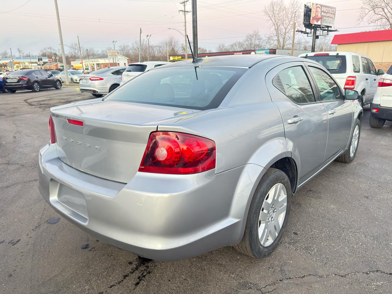 Dodge Avenger 4dr Sdn SE 2014