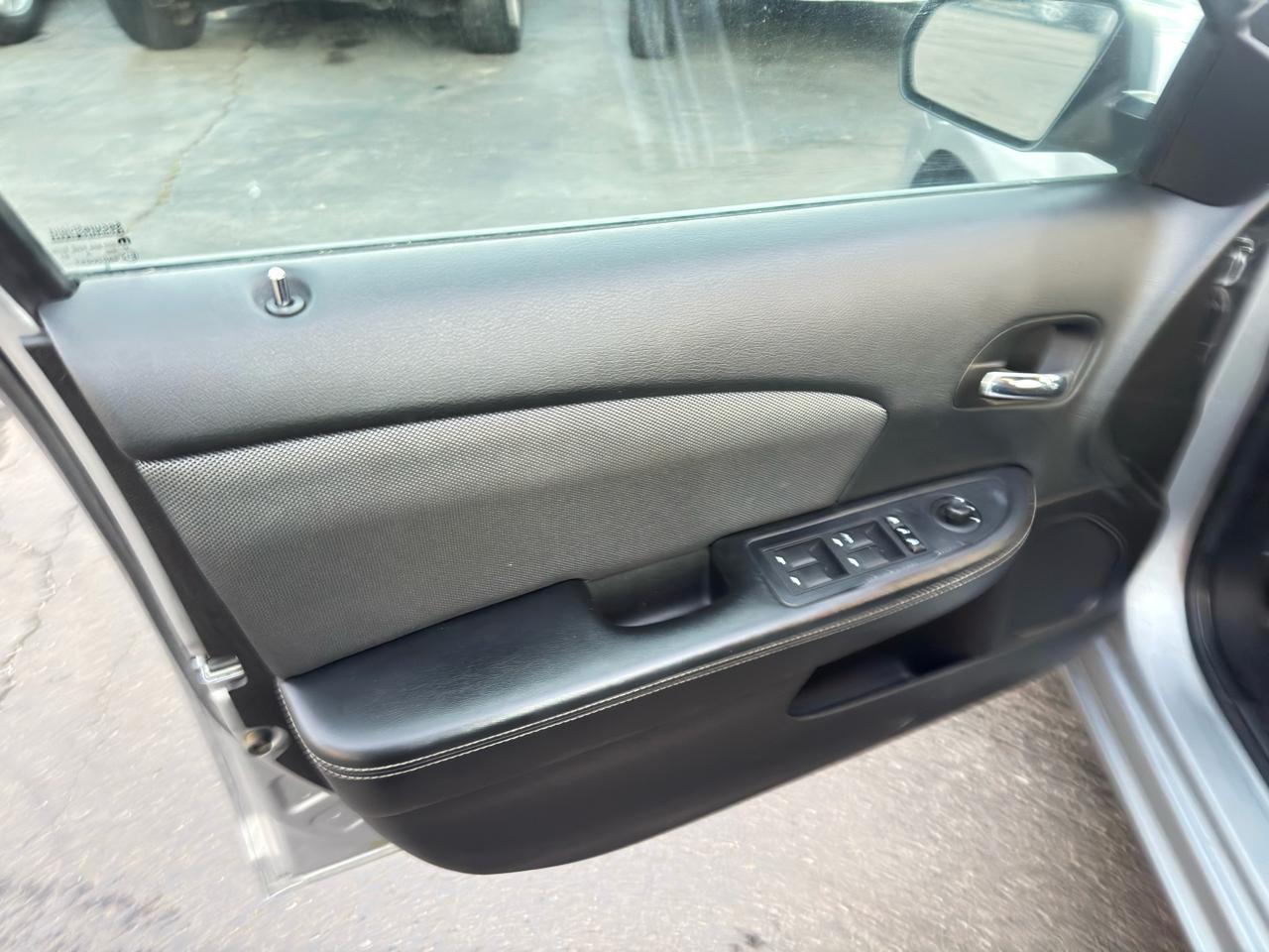 Dodge Avenger 4dr Sdn SE 2014